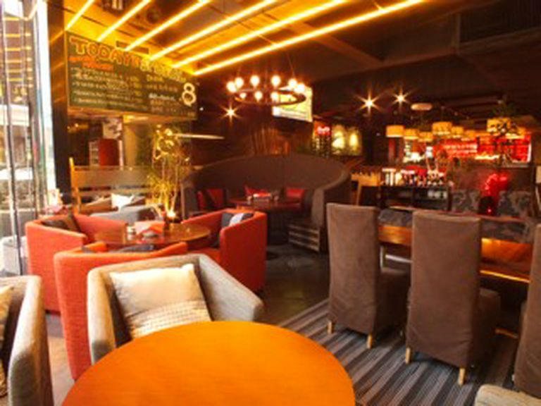 ニューヨークをイメージしたデザイナーズカフェ。