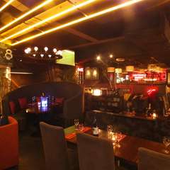 広々とした店内