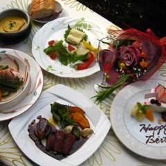 大好評！誕生日コース（ミニブーケ・メッセージプレート付き）