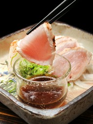 新鮮な食材だからこそ味わえる『京地鶏のたたき』