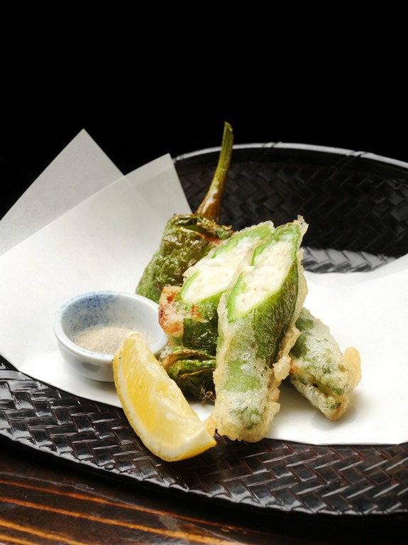 旬の食材を使った、季節限定のお料理を堪能できます