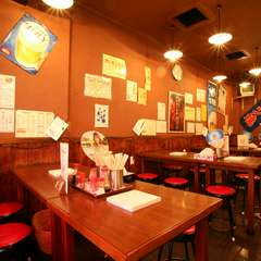 テーブル席です