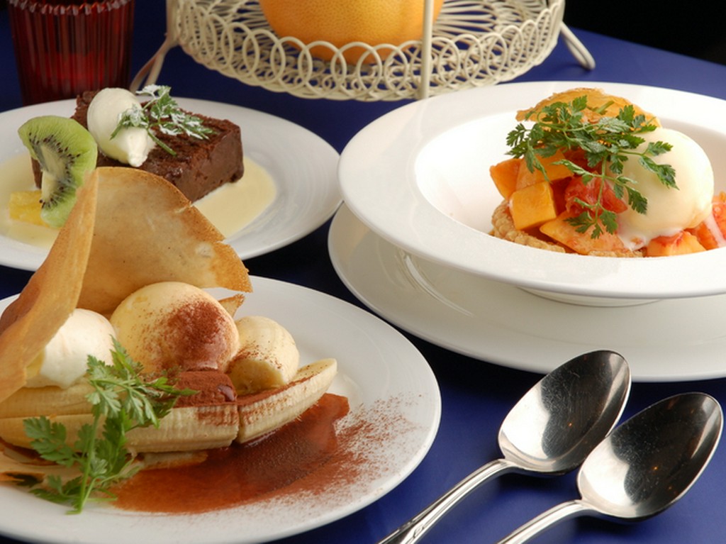 コースの締めめくりの『デザート』　　