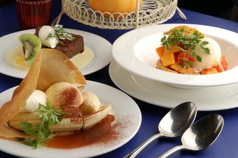 コースの締めめくりの『デザート』　　