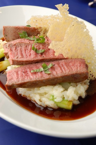 仔羊ヒレ肉のロースト