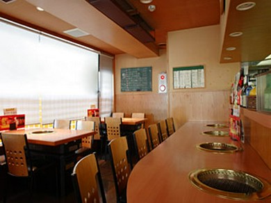 テーブル＆カウンターあり