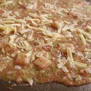 もんじゃ焼は「コゲ」が命。後引くおいしさが人気のヒミツ( ^^)