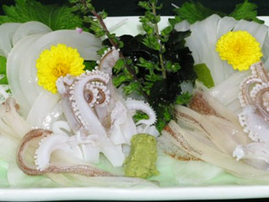 釣物　ヤリイカ刺し