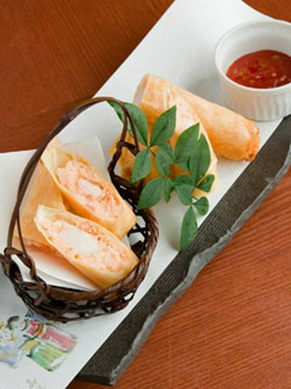 湯葉巻きかにサラダ