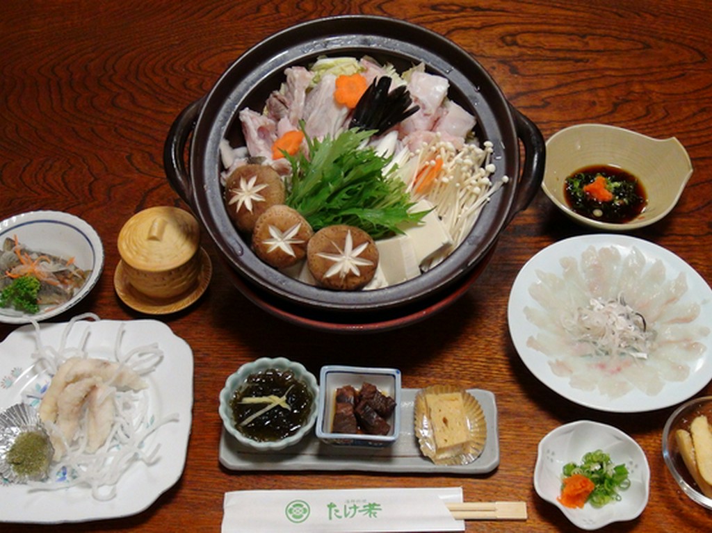 ふぐコース要予約・2人前より