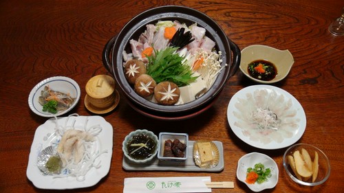 ふぐコース要予約・2人前より