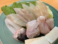 ふくシャブシャブ付きの贅沢な鍋