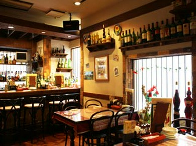 南欧風の木と石をベースに温かみのある店内がＧＯＯＤ！！