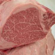 和牛の最高ランクA-5を使用　

100g（少なめ）  …￥9,200
150g（ふつう）…￥15,200
200g （多め）  …￥21,200