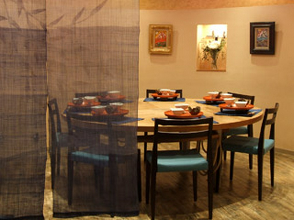 落ち着いて食事が楽しめる