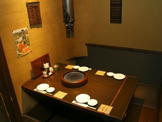 掘りごたつ個室