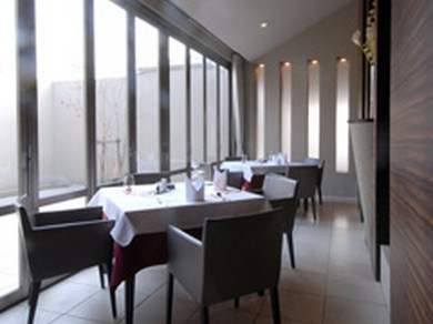 開放感ある店内は、ゆっくりとお食事をお楽しみ頂けます。