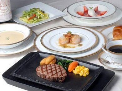 お祝い事に最適なコースプランご用意しております。