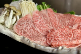 黒毛和牛（A5ランク）トマトすき焼き鍋コース