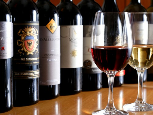 ワインを豊富に取り揃えています。