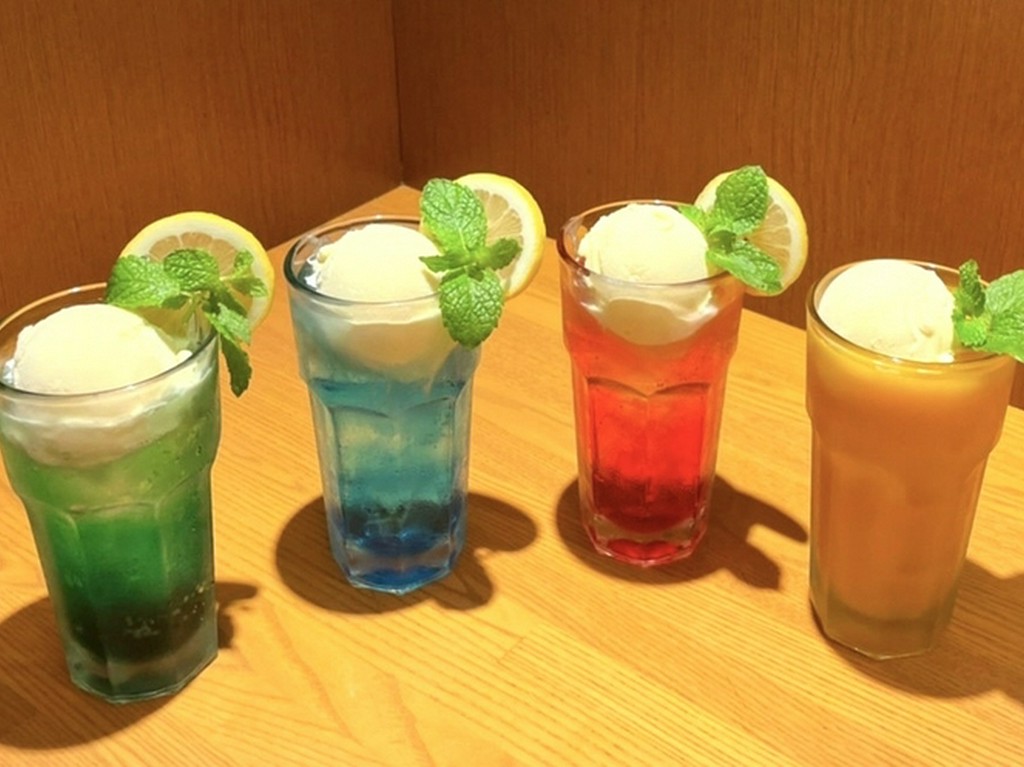 クリームソーダ