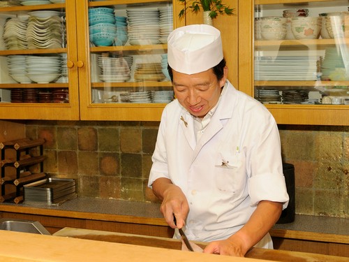 ジャンルにとらわれない四季折々の美味しい食材を探究