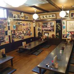 大人数の団体もOK！落ち着いた雰囲気の2階席