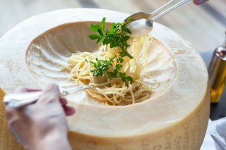 「食」の演出でゲストをおもてなし