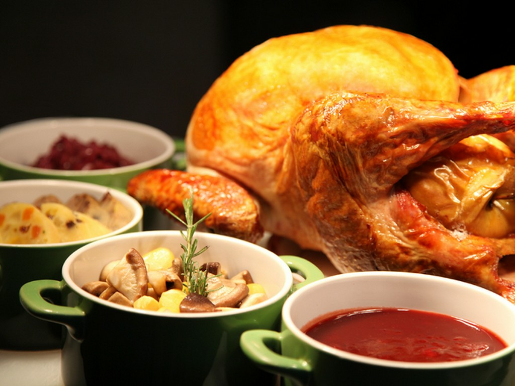 50品以上の料理が楽しめるディナー