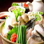 熱を加えると身がギュッと締まり、淡白な中にも旨みが凝縮された食感と味わいがあります。