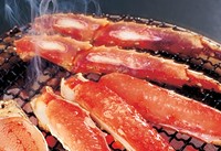 蟹が焼きあがる香ばしい香りと、食べ応えのあるぷりっぷりっの身は、酒好きでなくとも大絶賛の逸品です。