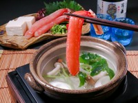 越前蟹や松葉蟹とも呼ばれ、柔らかく繊細な脚肉とたっぷりと入った蟹味噌はまさに冬の味覚の王者です 
