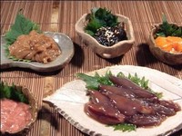 かにみそ/ほや塩辛/ほたるいか沖漬/ホタルイカ墨づくり/カツオの酒盗/岩海苔くらげ/鯛わた…