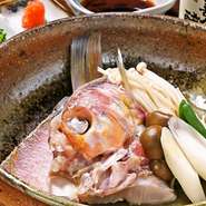 一応ポン酢と薬味はお出ししますが、おだしの中の旨味だけで充分すぎるくらい、美味しくいただけます。