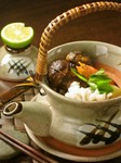 《秋限定》　贅沢に松茸一本まるごと使い、浜名湖産の車海老、ハモ、銀杏などで仕上げました!!