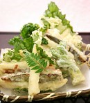 刺身や踊り焼き、天ぶら、バターで焼いてワインと醤油で味をつけ、レモンを添えて召し上がっても美味。