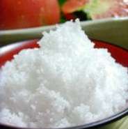 使用する天ぷら油は上質な綿の実を贅沢に絞った最高級綿実油、塩は赤穂の天然塩でございます。