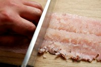 最高の料理人による最良の調理法にて、極上の魚料理に仕上げ、皆様にご提供しております。
