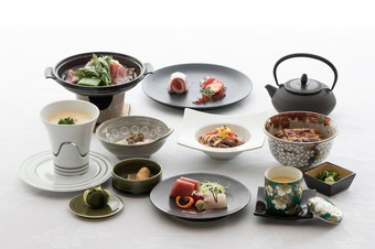 和フュージョンキュイジーヌ～せせらぎコース～