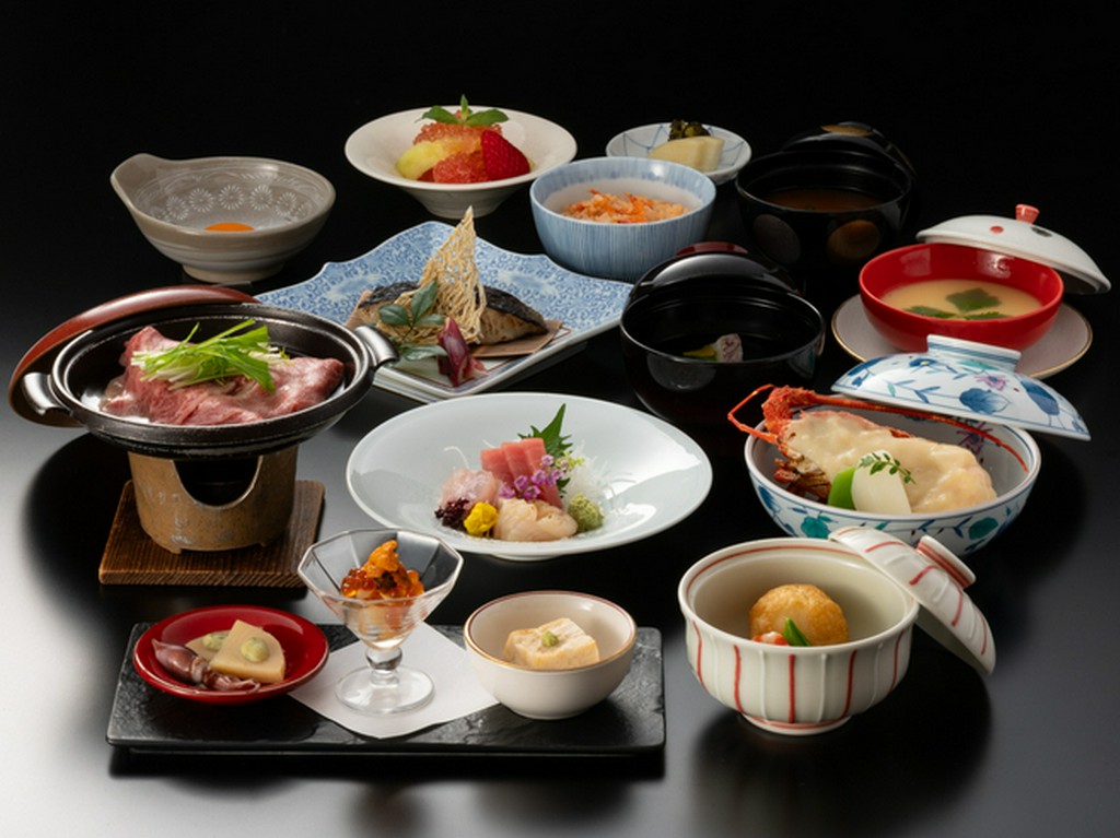 【日本会席】おもてなしコース10000円（税サ込12100円）