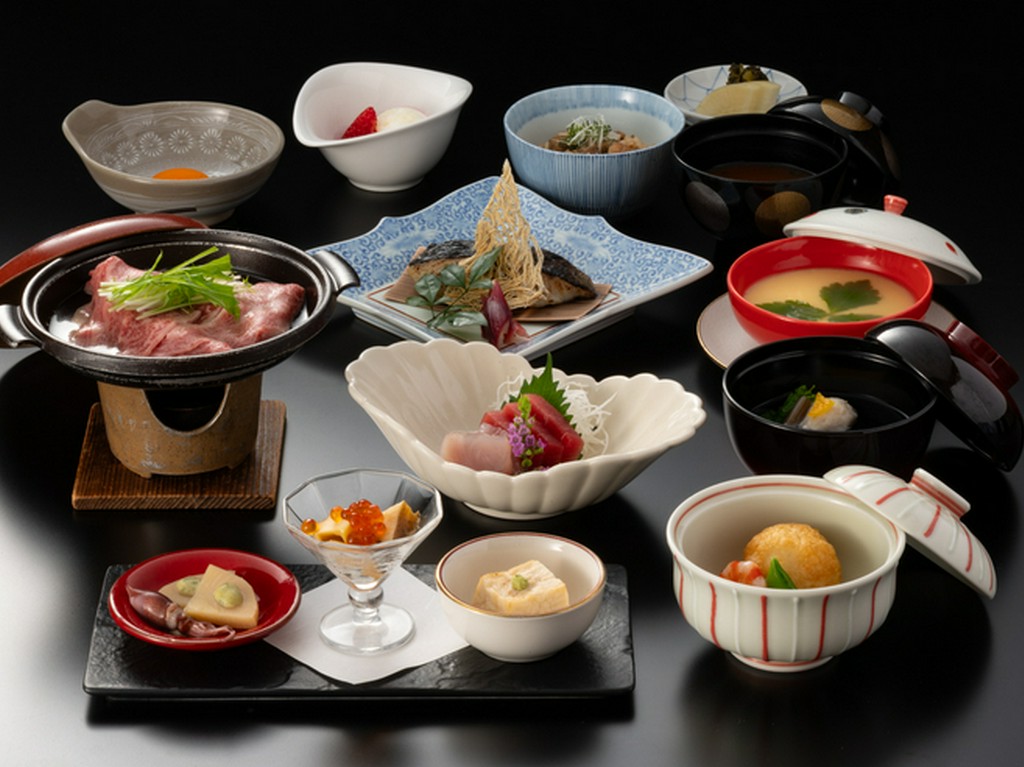 【日本料理】会席コース7,500円（税サ込9,075円）