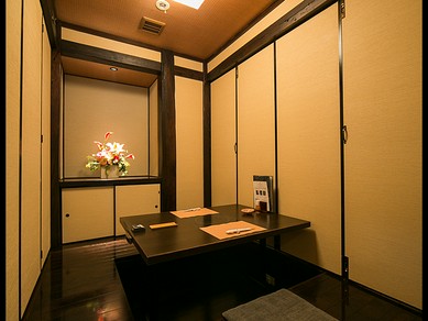 全卓が個室となっています