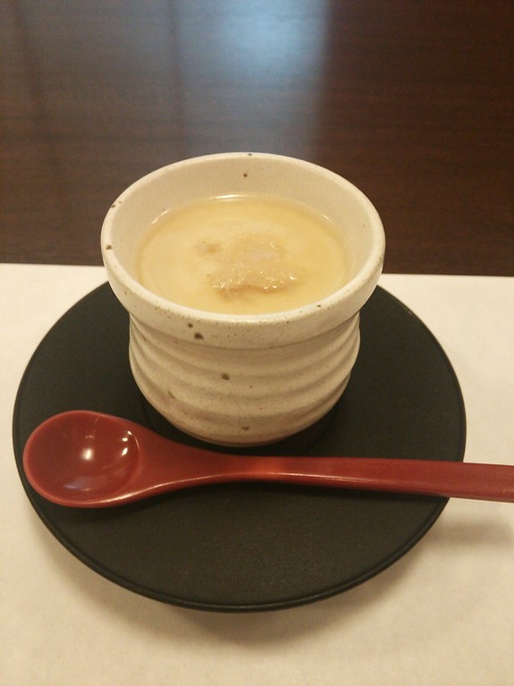 フォアグラとふかひれの茶碗蒸し