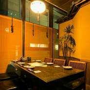 2名～44名様まで、人数に応じて利用できる多彩な個室がございます。あらゆるシーンでご利用ください。