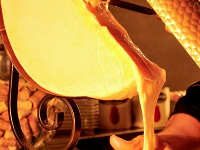 【売れ筋】　ハイジも愛するラクレット