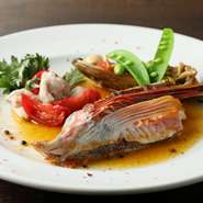 その日の漁次第で届く鮮魚を、合った調理法で提供します。南伊豆の海の恵みをイタリア料理でご堪能下さい。