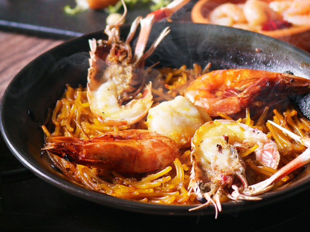 フィデワ・デ・ガンディア～手長海老のパスタパエリア～　Mサイズ