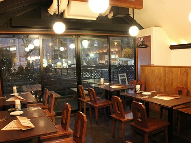 東京都の雰囲気が良くて居心地のいいお店でデート スペイン料理 地中海料理 デートにおすすめのお店 ヒトサラ