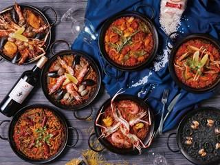 味自慢のパエリアの受賞歴をご紹介します