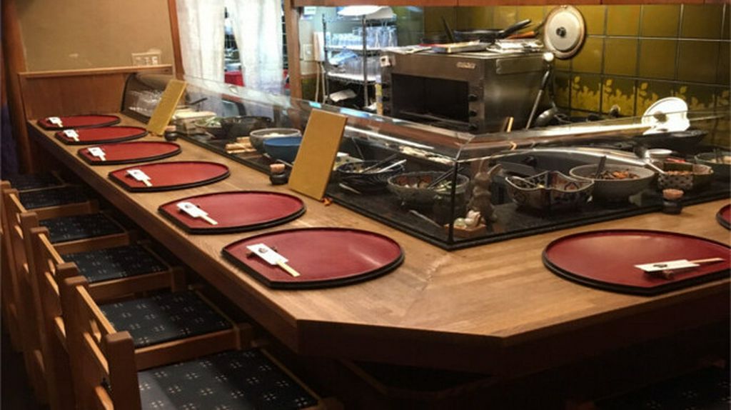 お一人様から気軽に入れるカウンター席